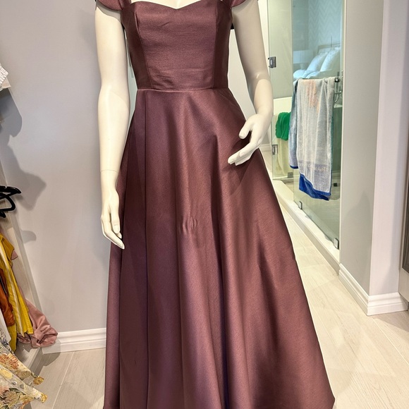 Zoo Label Dress - Picture 7 of 8